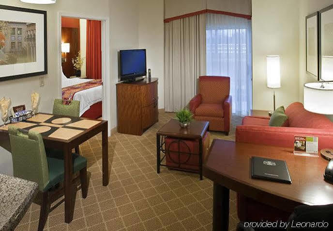 Residence Inn Kansas City Airport Eksteriør billede